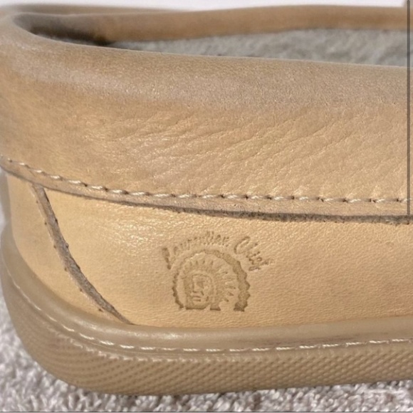Vintage Laurentian Chief Moccasins 8 - Picture 3 of 10